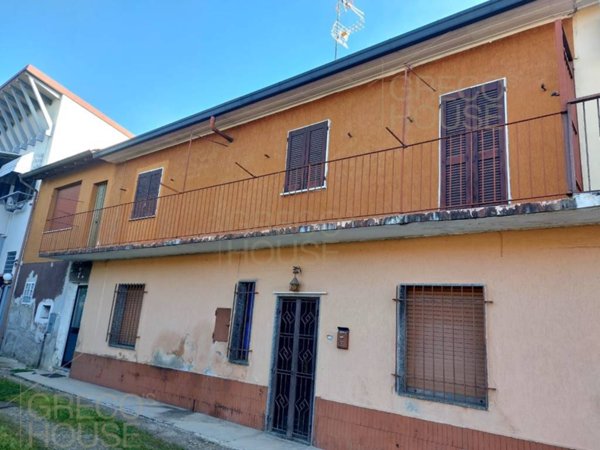 casa indipendente in vendita a Parabiago