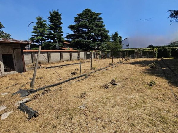 intera palazzina in vendita a Parabiago