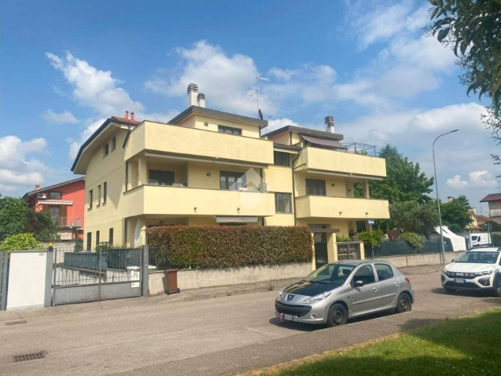 appartamento in vendita a Parabiago