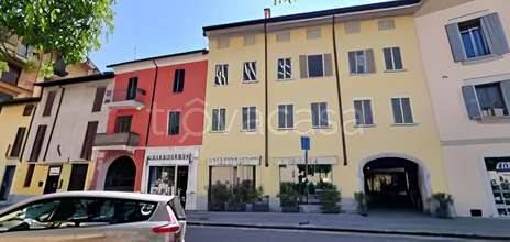 negozio in vendita a Parabiago