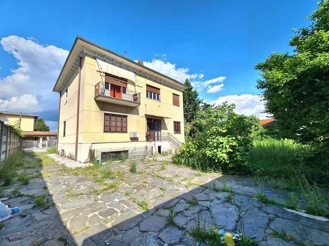 casa indipendente in vendita a Parabiago