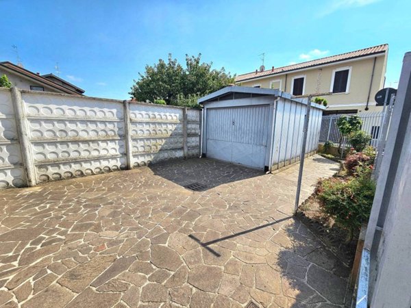 casa indipendente in vendita a Parabiago