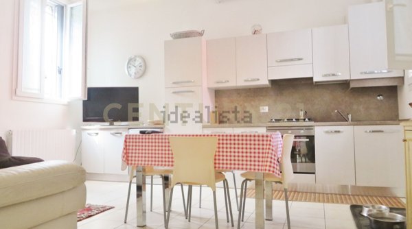 casale in vendita a Parabiago