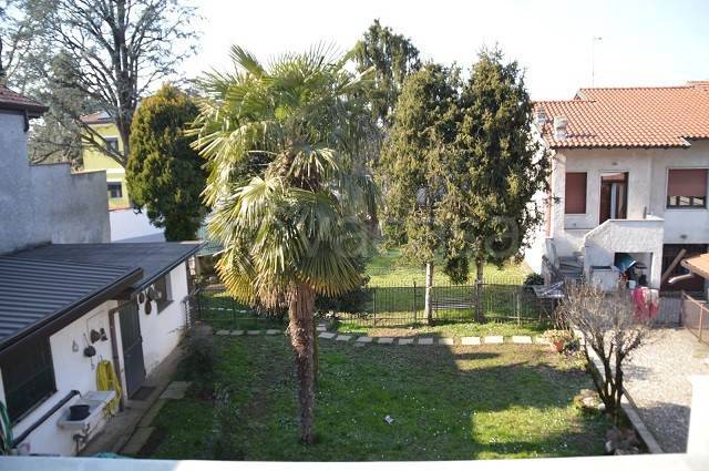 casa indipendente in vendita a Parabiago