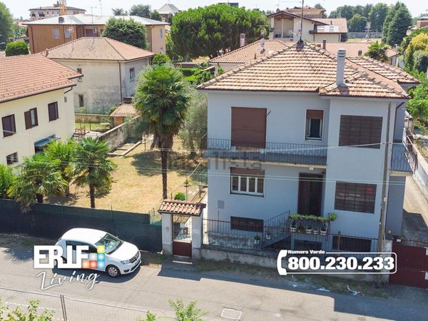 casa indipendente in vendita a Parabiago