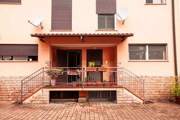 casa indipendente in vendita a Parabiago