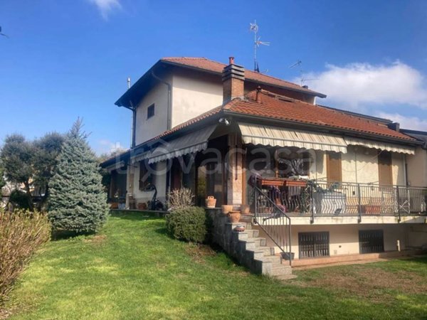 casa indipendente in vendita a Parabiago