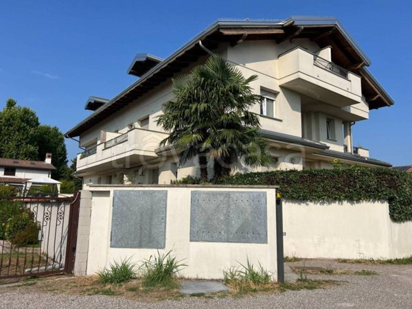 appartamento in vendita a Parabiago
