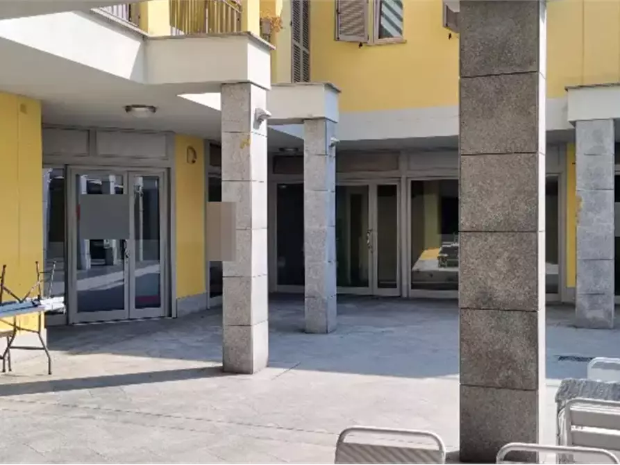 negozio in vendita a Parabiago