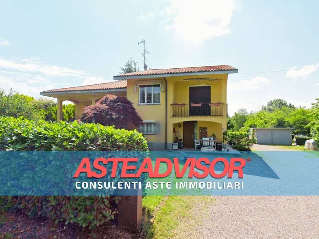 casa indipendente in vendita a Parabiago