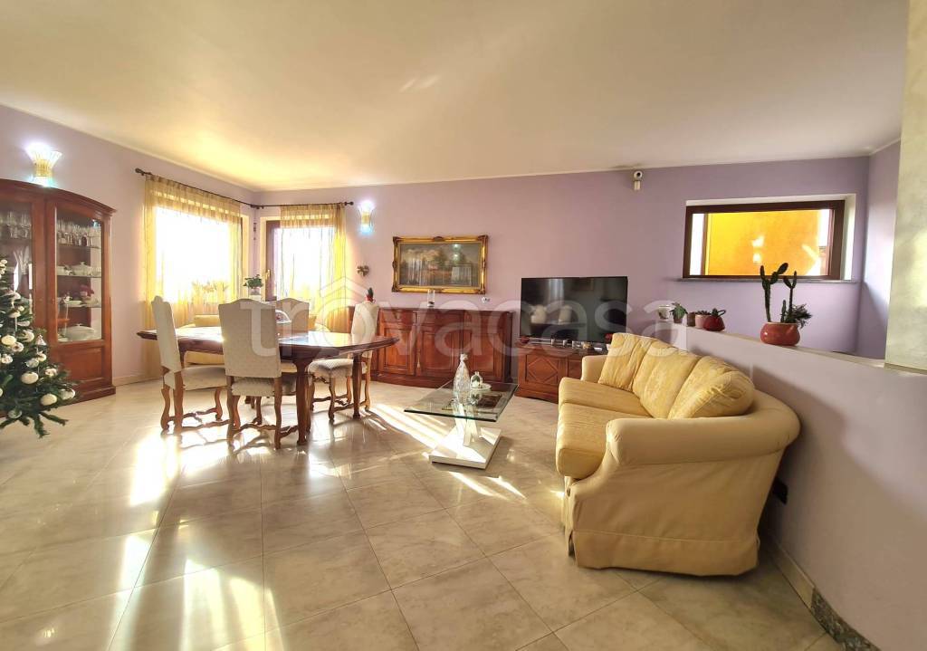 casa indipendente in vendita a Parabiago