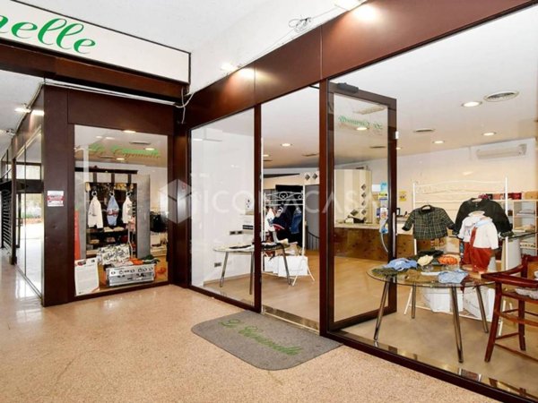 casa indipendente in vendita a Parabiago