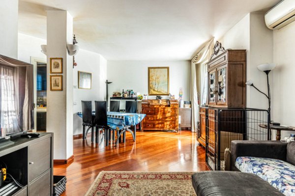 casa indipendente in vendita a Parabiago