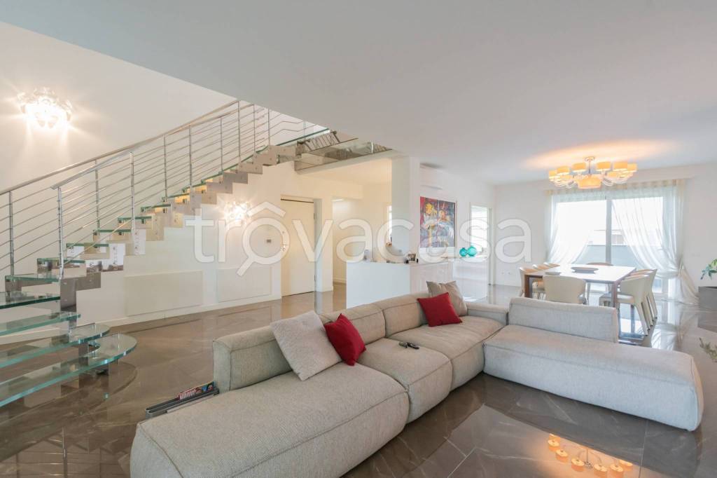 appartamento in vendita a Parabiago