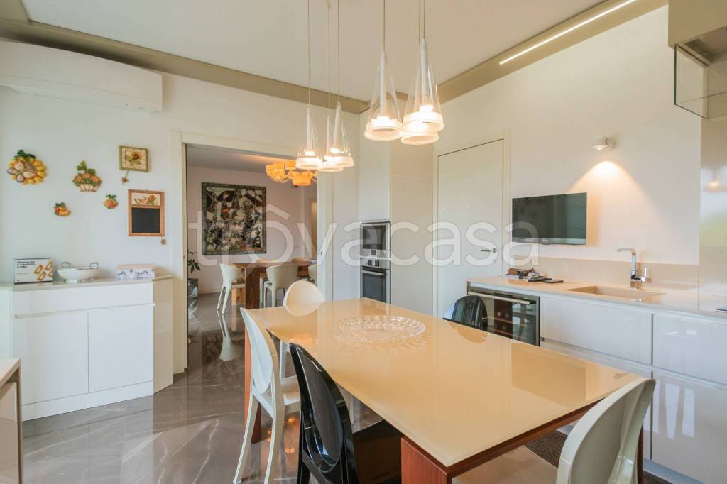 appartamento in vendita a Parabiago