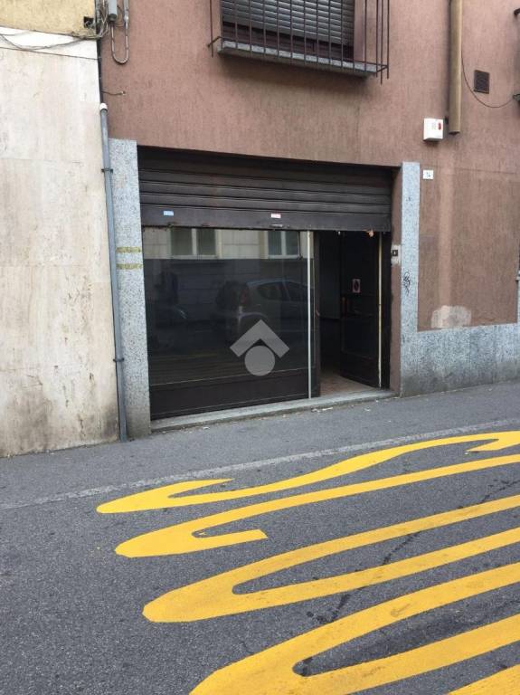 negozio in vendita a Parabiago