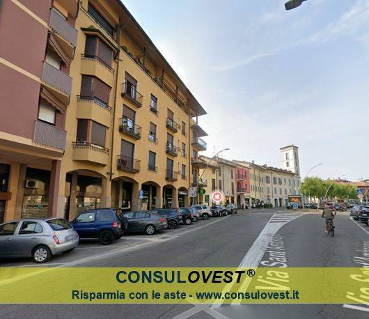 negozio in vendita a Parabiago