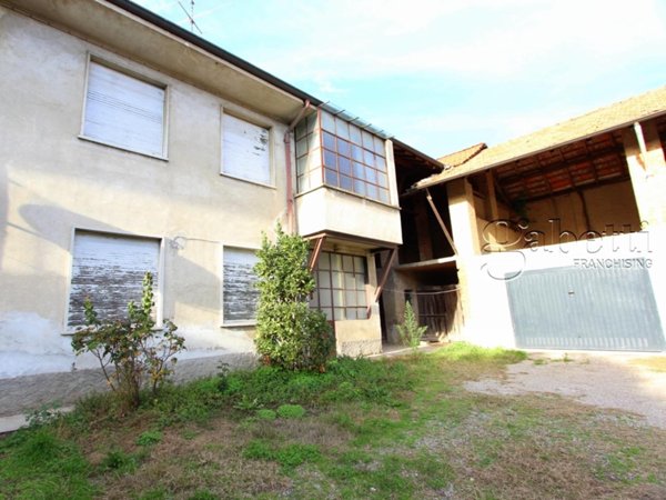 casa indipendente in vendita a Parabiago