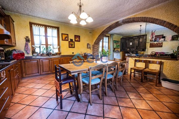 casa indipendente in vendita a Parabiago