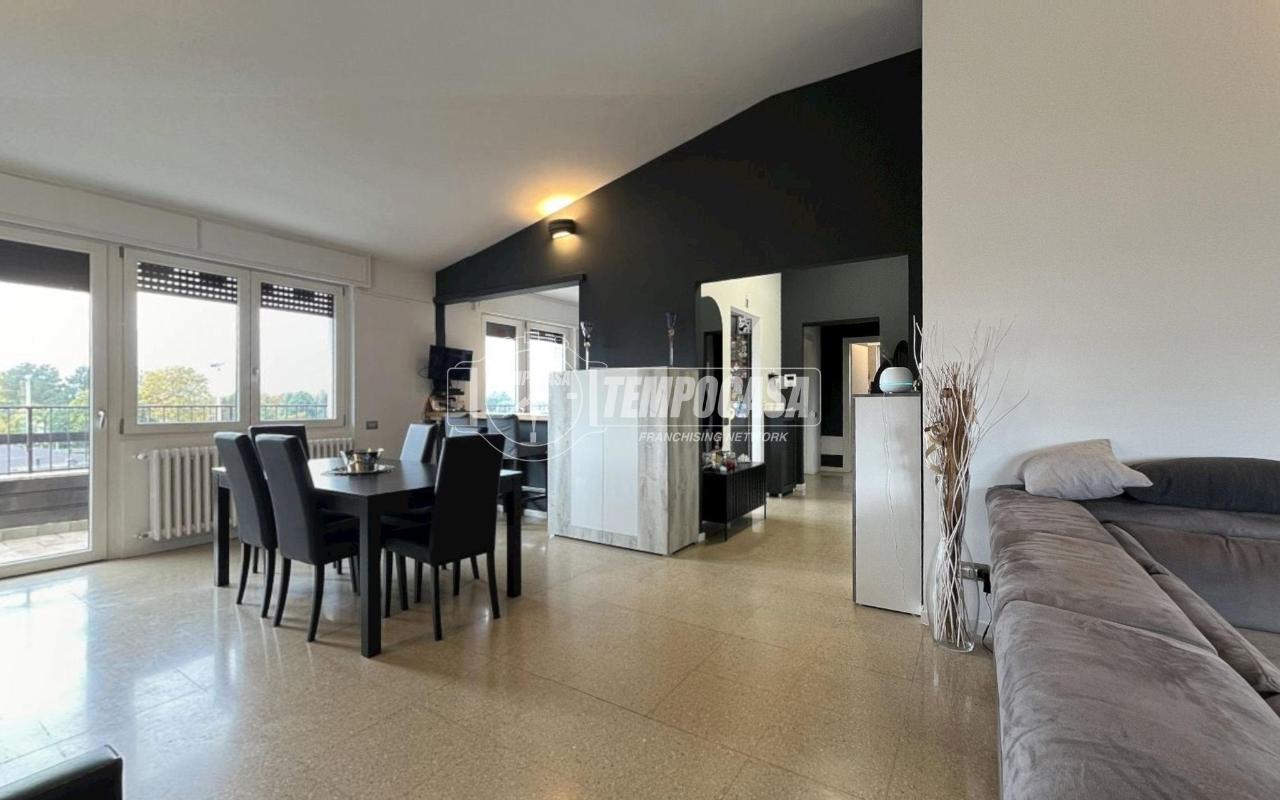 appartamento in vendita a Parabiago