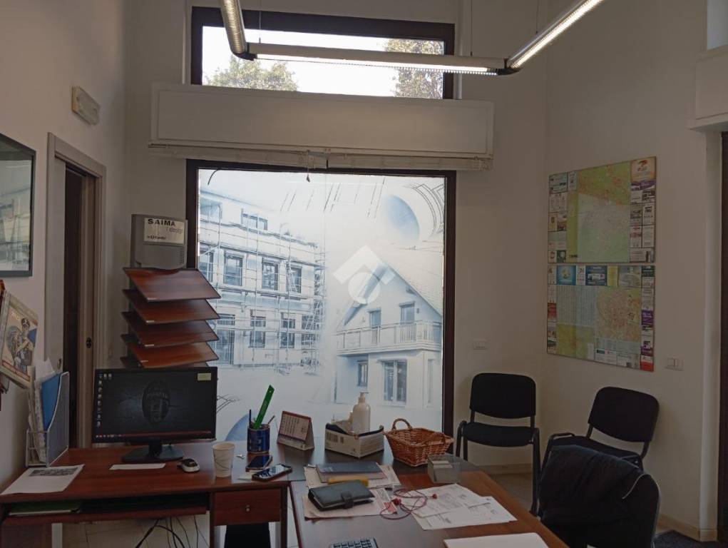 ufficio in vendita a Parabiago