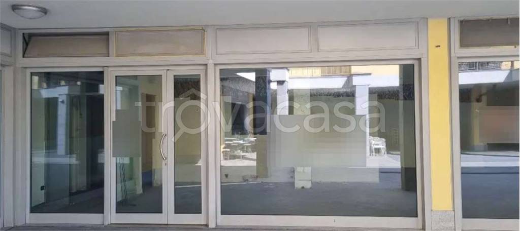 negozio in vendita a Parabiago
