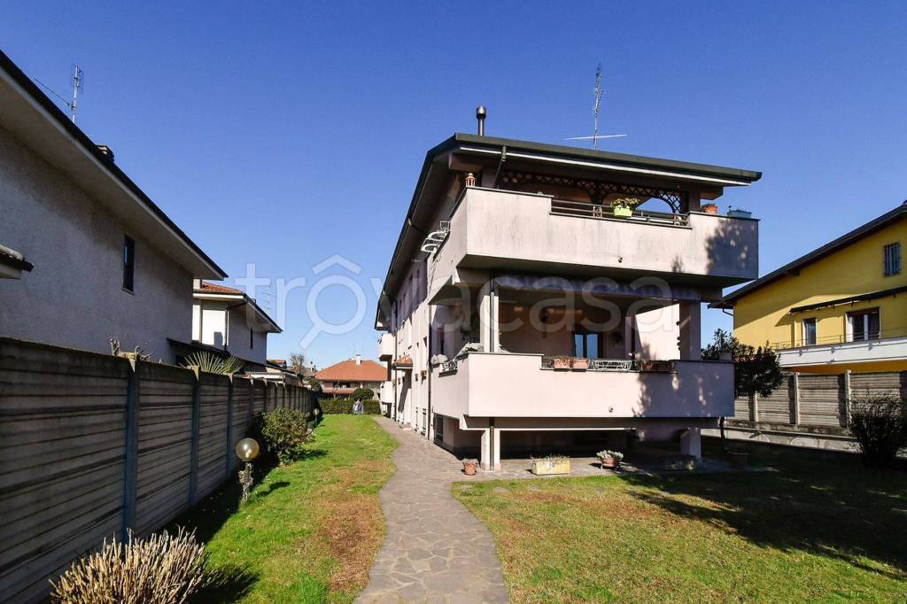 appartamento in vendita a Parabiago