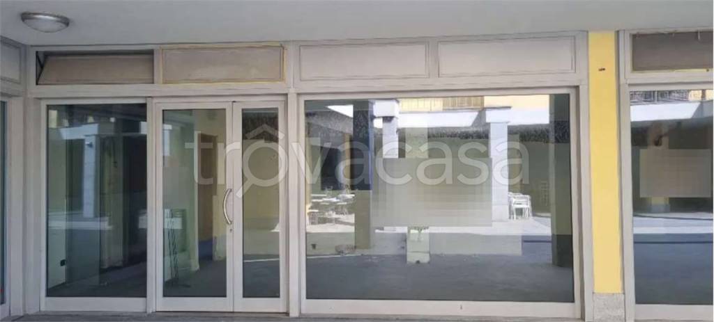 negozio in vendita a Parabiago