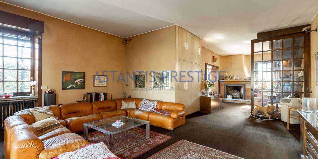 casa indipendente in vendita a Parabiago