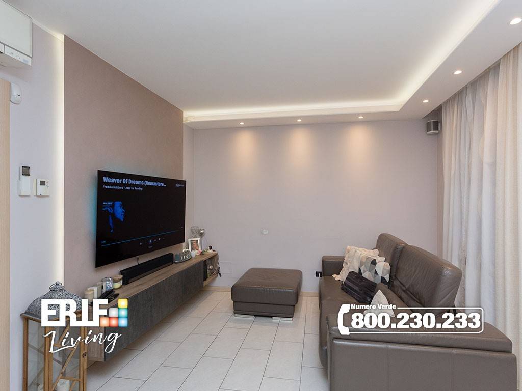 casa indipendente in vendita a Parabiago