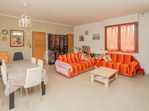 casa indipendente in vendita a Parabiago