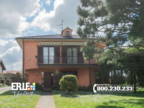 casa indipendente in vendita a Parabiago