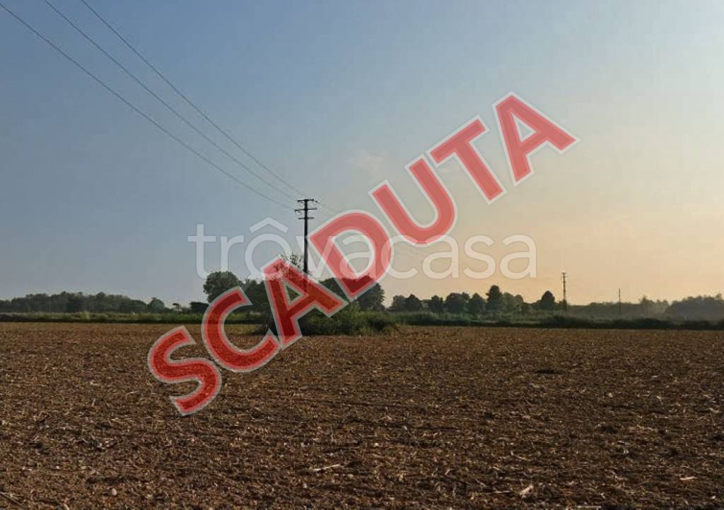 terreno edificabile in vendita a Parabiago