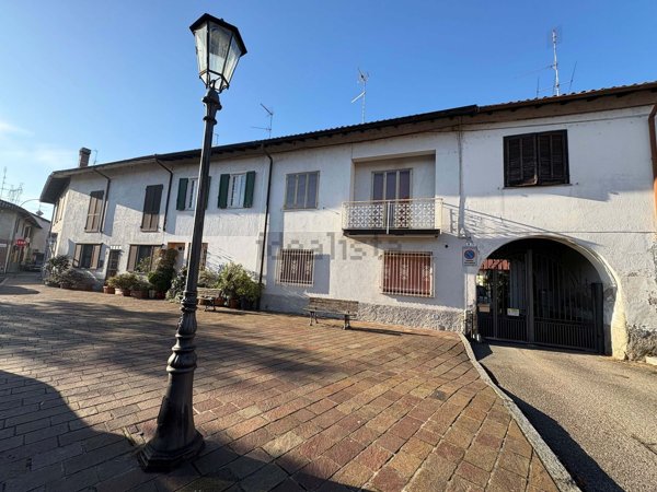 casa indipendente in vendita a Parabiago