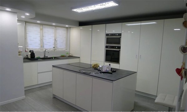 casa indipendente in vendita a Parabiago