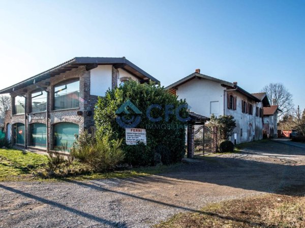 negozio in vendita a Parabiago