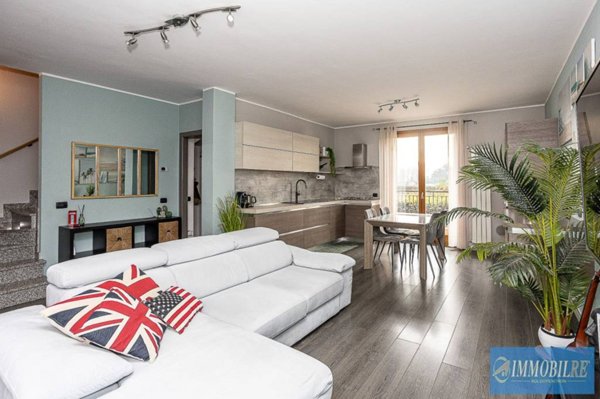casa indipendente in vendita a Parabiago