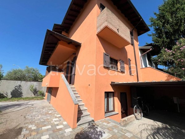 casa indipendente in vendita a Parabiago