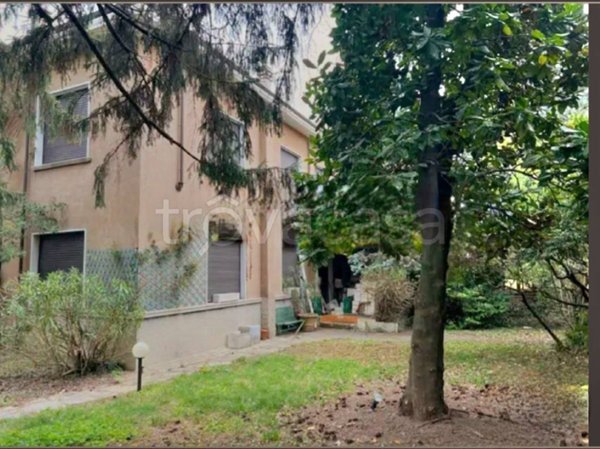 casa indipendente in vendita a Parabiago