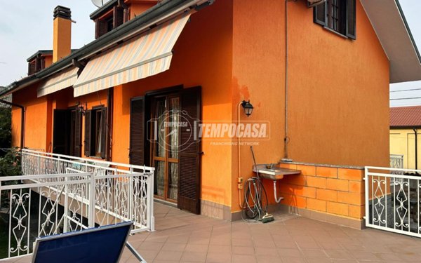 casa indipendente in vendita a Parabiago