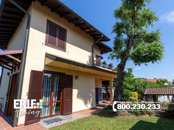 casa indipendente in vendita a Parabiago