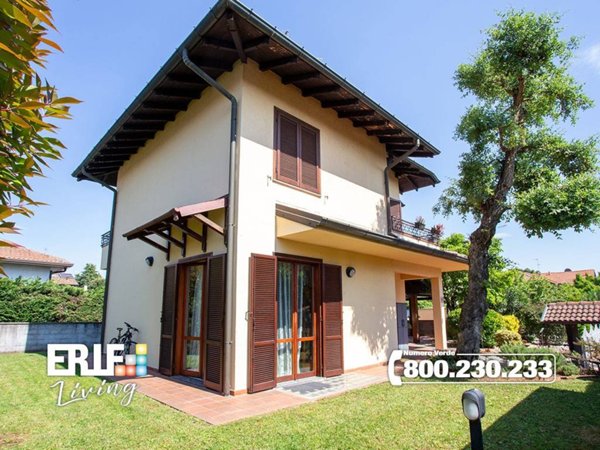 casa indipendente in vendita a Parabiago