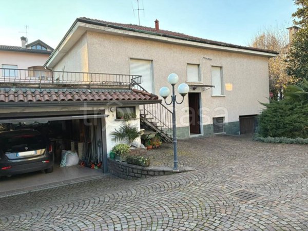 casa indipendente in vendita a Parabiago