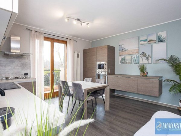 casa indipendente in vendita a Parabiago
