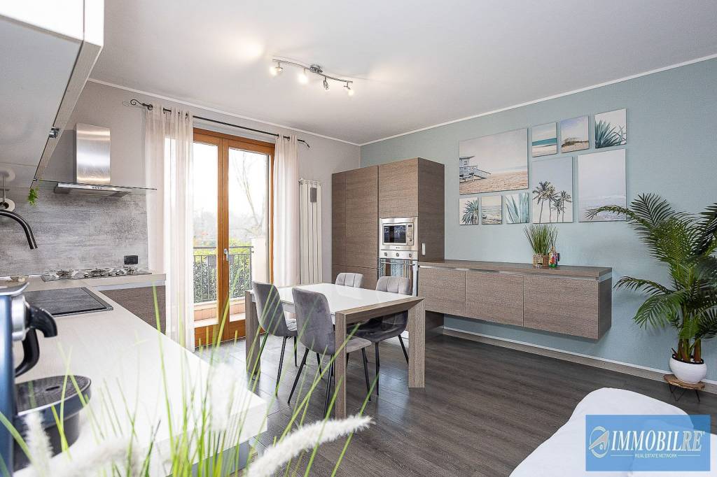 casa indipendente in vendita a Parabiago