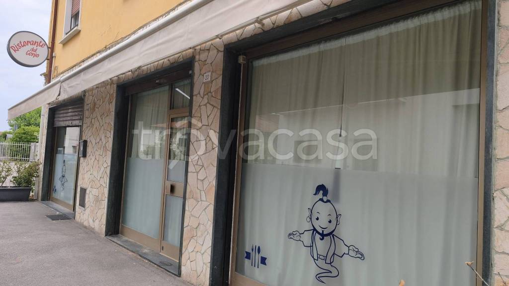 negozio in vendita a Parabiago