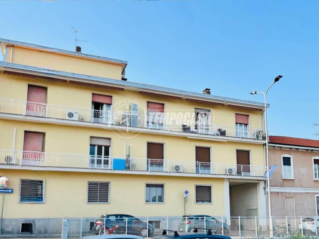 intera palazzina in vendita a Parabiago