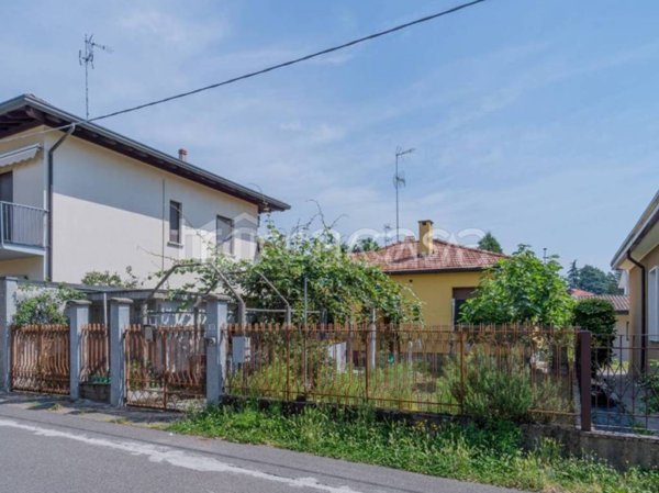 casa indipendente in vendita a Parabiago