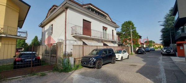 appartamento in vendita a Parabiago