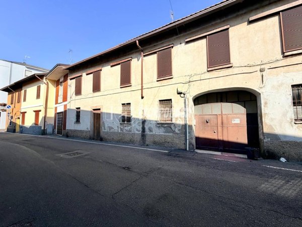 casa indipendente in vendita a Parabiago